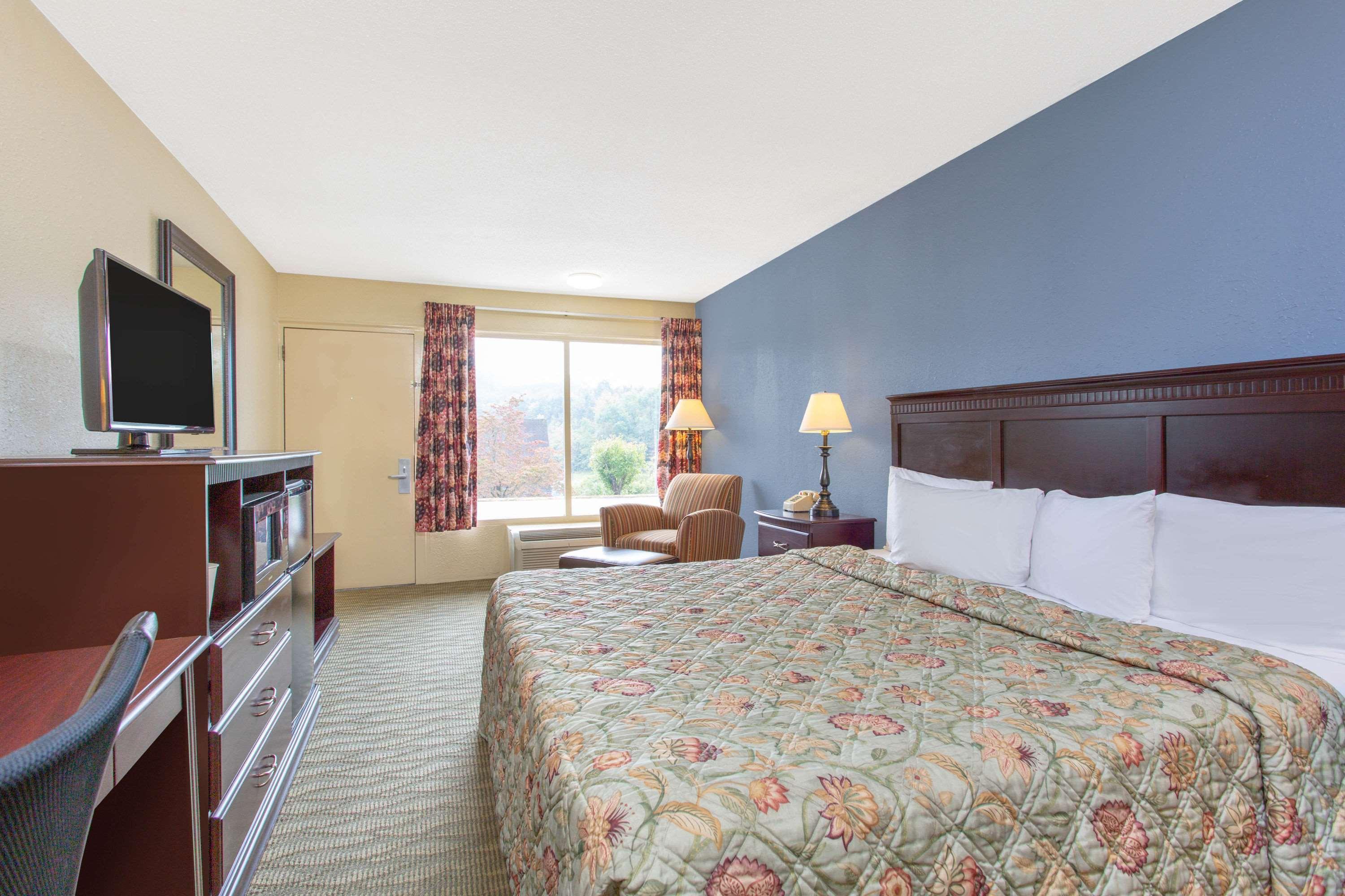 Days Inn By Wyndham Lexington Eksteriør bilde