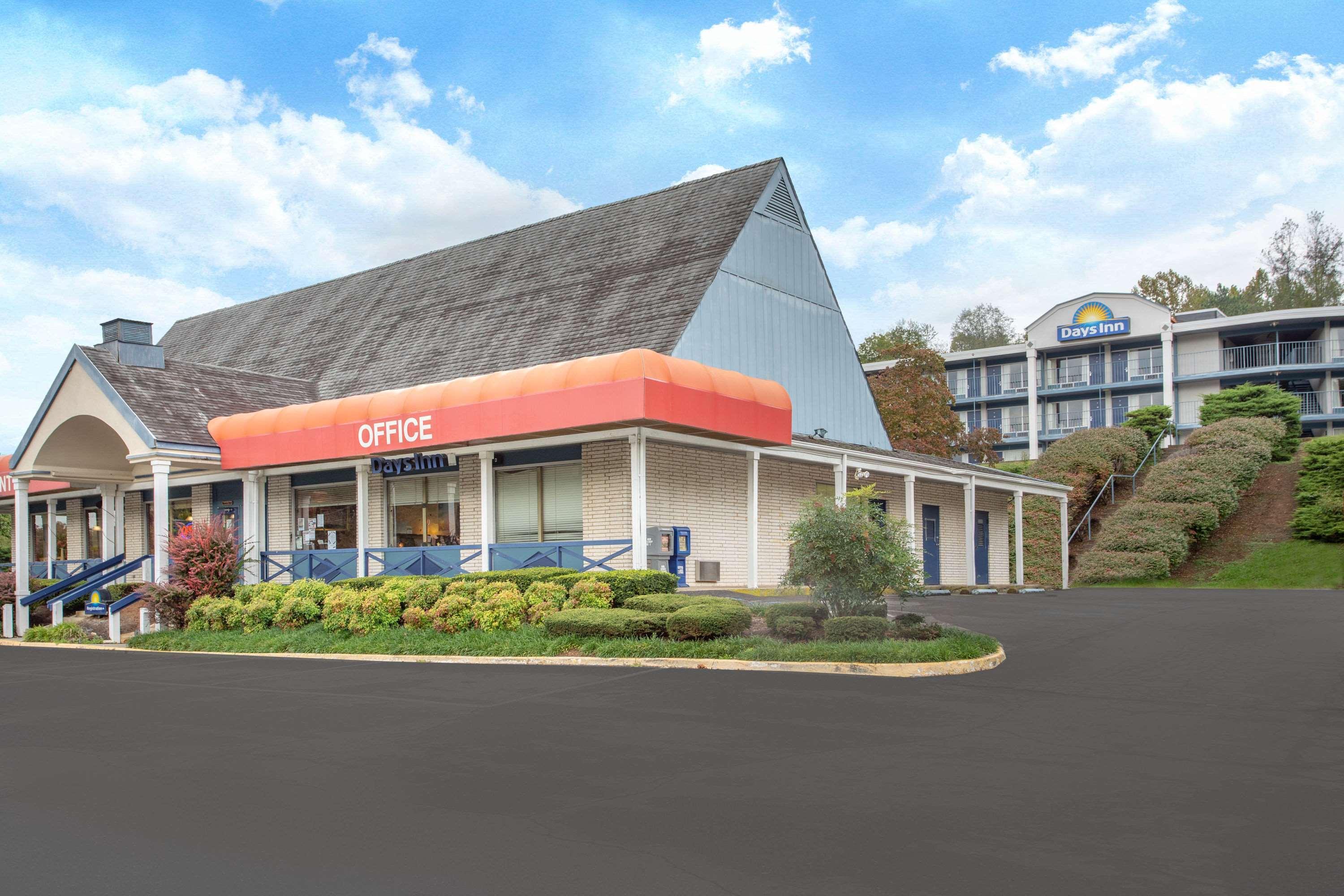 Days Inn By Wyndham Lexington Eksteriør bilde
